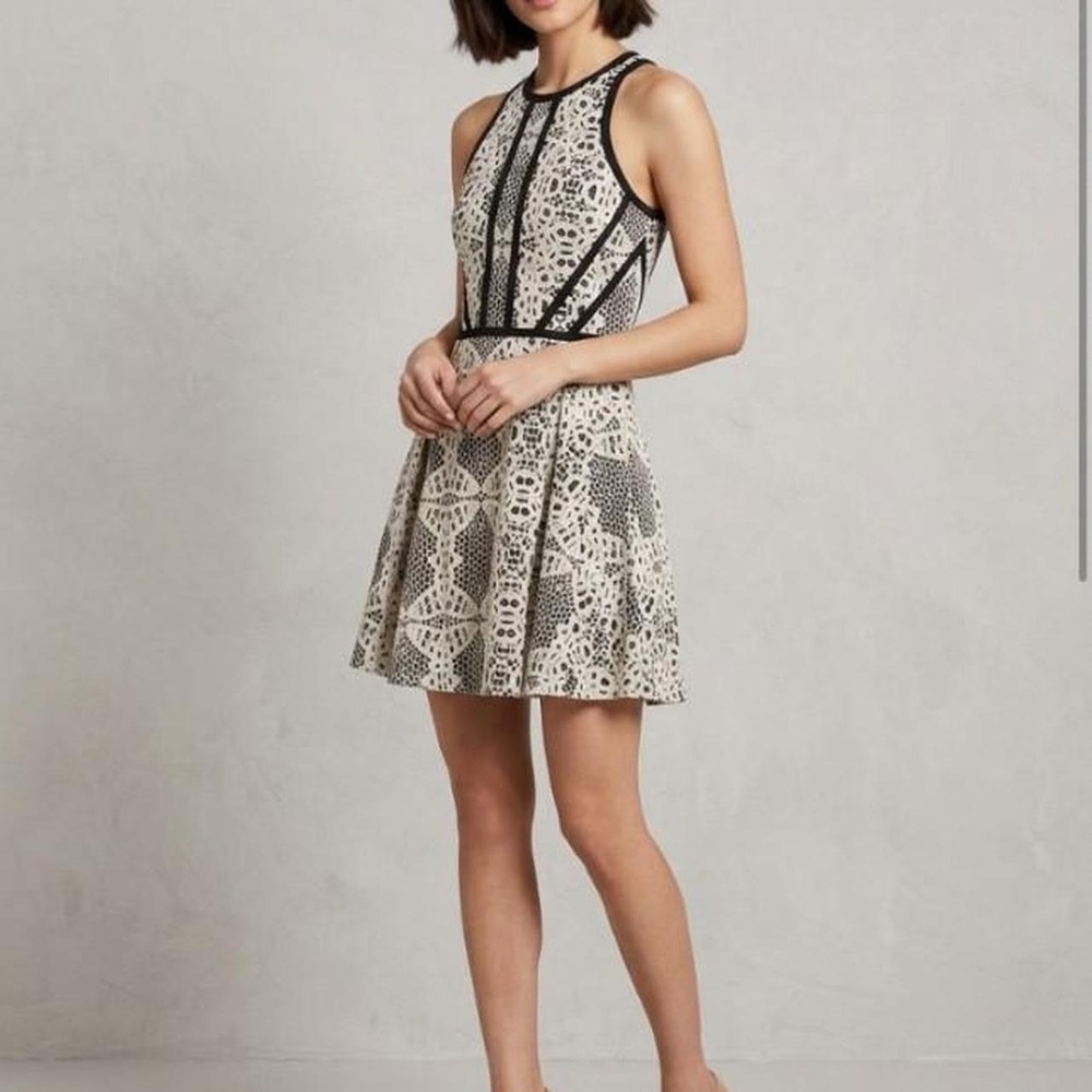 Parker New York Hudson Geometric Cocktail Dress XS Black White Womens Pockets
